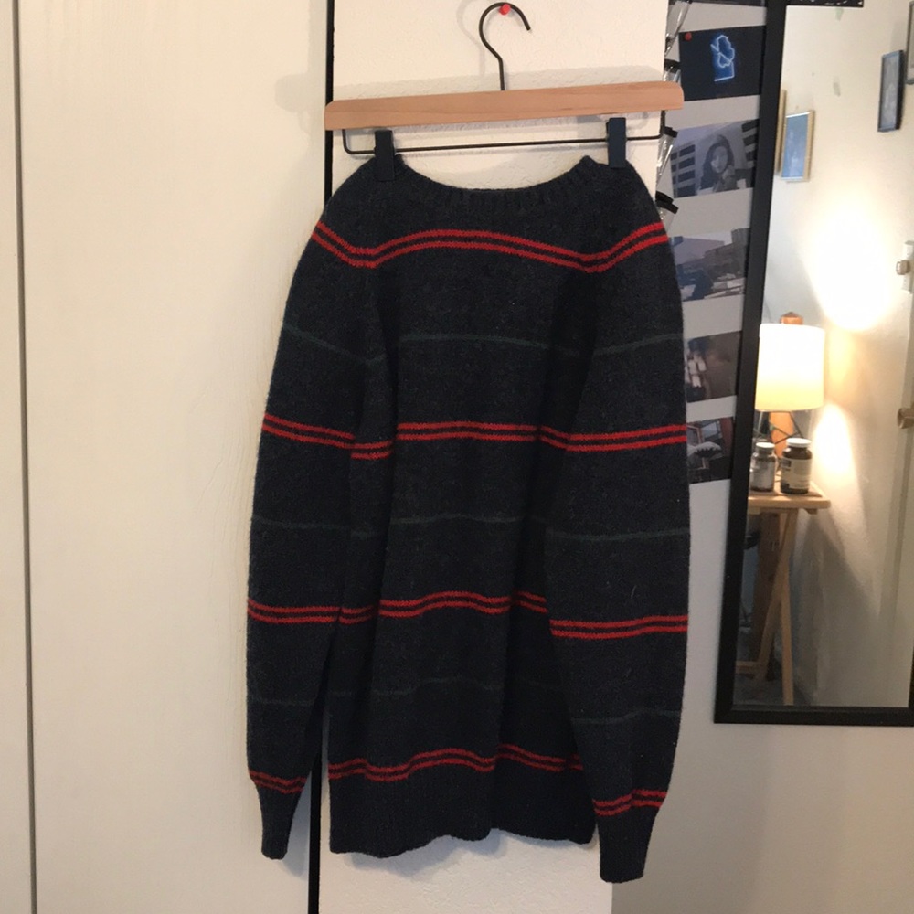 OVERSIZED SWEATER